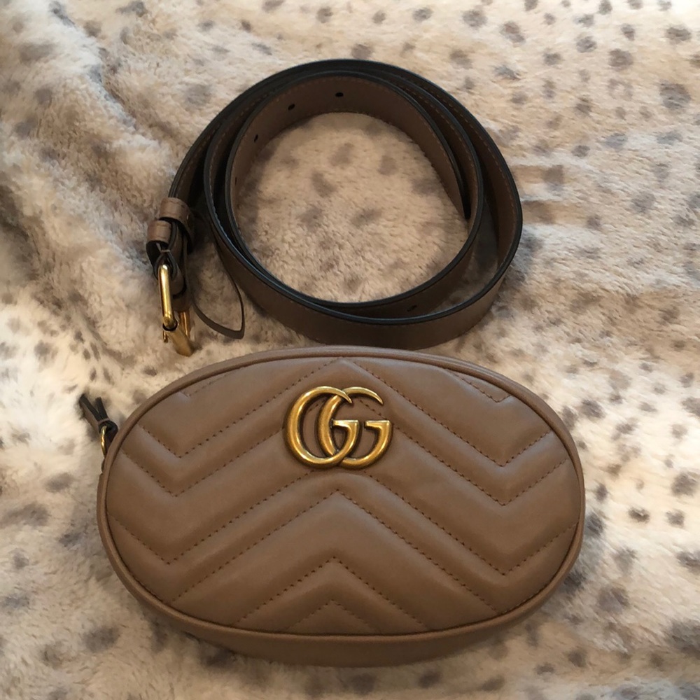 Gucci Marmont small matelasse belt bag beige. Sold out